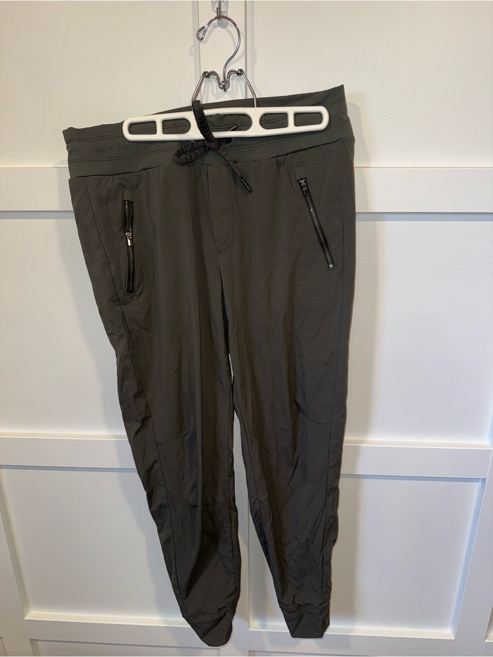 Athleta Olive Green Trekkie North Jogger Pants